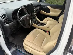 2020 Toyota Vellfire 2.5L Hybrid HV Premium, белый — фото 3