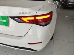 2022 Nissan Sylphy 1.6L XL CVT, белый — фото 8
