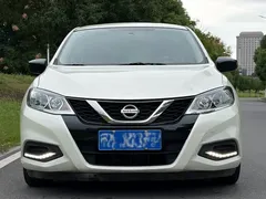 2021 Nissan Tiida 1.6L CVT, белый — фото 3
