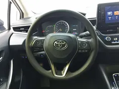 2022 Toyota Corolla 1.8L Hybrid E-CVT, белый — фото 15