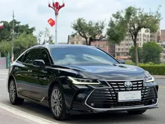 2023 Toyota Avalon Hybrid 2.5L XLE Premium, чёрный — фото 3