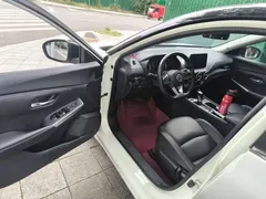 2021 Nissan Sylphy 1.6L XL CVT, белый — фото 17