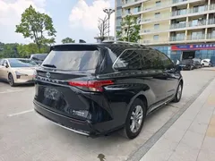 2021 Toyota Sienna 2.5L Hybrid Platinum, чёрный — фото 5
