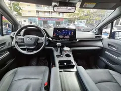 2021 Toyota Sienna 2.5L Hybrid Platinum, чёрный — фото 8