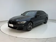 2022 BMW 5 Series 530Li M Sport Package, чёрный — фото 5