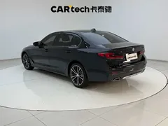 2022 BMW 5 Series 530Li M Sport Package, чёрный — фото 7