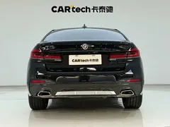 2022 BMW 5 Series 530Li M Sport Package, чёрный — фото 9
