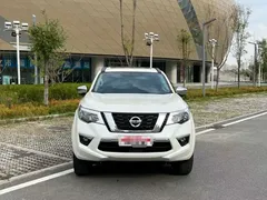 2020 Nissan Terra 2.5L XL Upper 4WD AT Luxury, белый — фото 2
