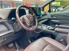2021 Toyota Sienna 2.5L Hybrid Platinum, белый — фото 5