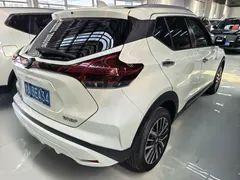 2022 Nissan Kicks 1.5L CVT XV Luxury, белый — фото 6