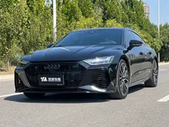 2022 Audi A7 55 TFSI quattro Premium, чёрный — фото 1