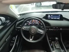 2022 Mazda 3 2.0L AT, белый — фото 11