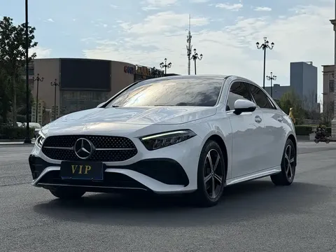 2023 Mercedes-Benz A-Class A 200 L Fashion