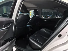 2021 Toyota Camry 2.0G Luxury, белый — фото 6