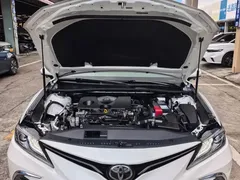 2021 Toyota Camry 2.0G Luxury, белый — фото 14