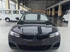 2021 BMW 3 Series 320Li M Sport Package, чёрный — фото 1
