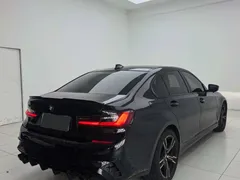 2021 BMW 3 Series 320Li M Sport Package, чёрный — фото 9