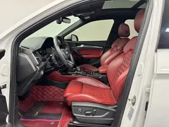 2022 Audi Q5L Sportback 40 TFSI Luxury, белый — фото 13