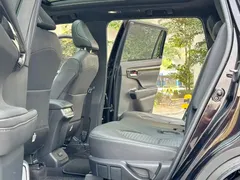 2021 Toyota Crown Kluger 2.5L Hybrid 4WD Luxury, чёрный — фото 8