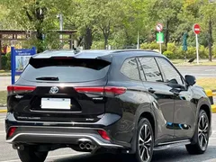2021 Toyota Crown Kluger 2.5L Hybrid 4WD Luxury, чёрный — фото 15
