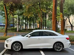 2023 Audi A3L Limousine 35 TFSI Sport, белый — фото 3
