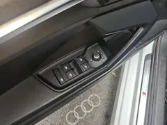 2022 Audi A3 Sportback 35 TFSI Sport, белый — фото 8