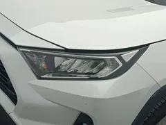2020 Toyota RAV4 2.0L CVT 2WD Urban, белый — фото 14