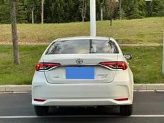 2023 Toyota Corolla 1.2T Pioneer, белый — фото 1