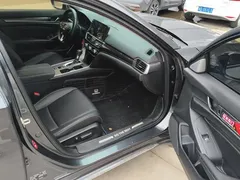 2022 Honda Accord 260TURBO Premium — фото 8