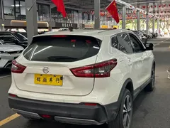2021 Nissan Qashqai 2.0L CVT Luxury, белый — фото 7