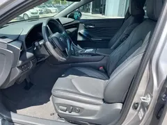 2022 Toyota Avalon Hybrid 2.5L XLE Premium — фото 9