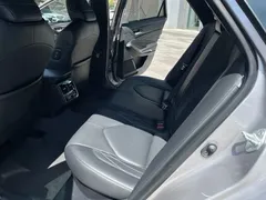 2022 Toyota Avalon Hybrid 2.5L XLE Premium — фото 11