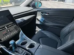 2022 Toyota Avalon Hybrid 2.5L XLE Premium — фото 21