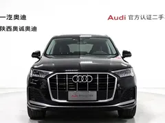 2023 Audi Q7 55 TFSI quattro S line Sport, чёрный — фото 2