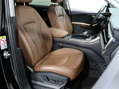 2023 Audi Q7 55 TFSI quattro S line Sport, чёрный — фото 7