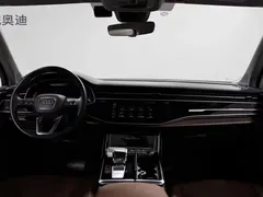 2023 Audi Q7 55 TFSI quattro S line Sport, чёрный — фото 9