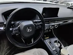 2023 Honda Civic Hatchback 2.0L e:HEV — фото 12