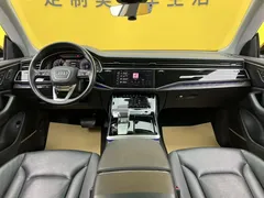 2022 Audi Q8 55 TFSI Luxury Dynamic, чёрный — фото 46