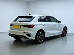 2022 Audi A3 Sportback 35 TFSI Fashion Sport, белый — фото 4