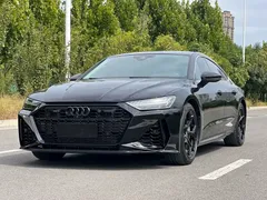 2021 Audi A7 45 TFSI, чёрный — фото 1
