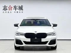 2022 BMW 5 Series 530Li Leading M Sport Package — фото 2