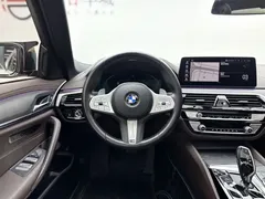 2022 BMW 5 Series 530Li Leading M Sport Package — фото 8