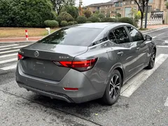 2021 Nissan Sylphy 1.6L XL CVT — фото 7