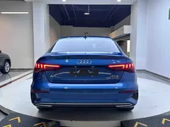 2022 Audi A3L Limousine 35 TFSI Sport, синий — фото 5