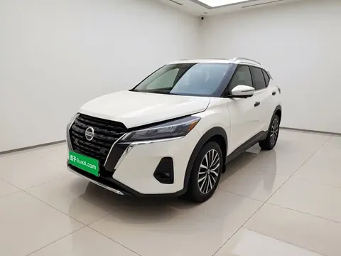 2022 Nissan Kicks 1.5L CVT XV Luxury