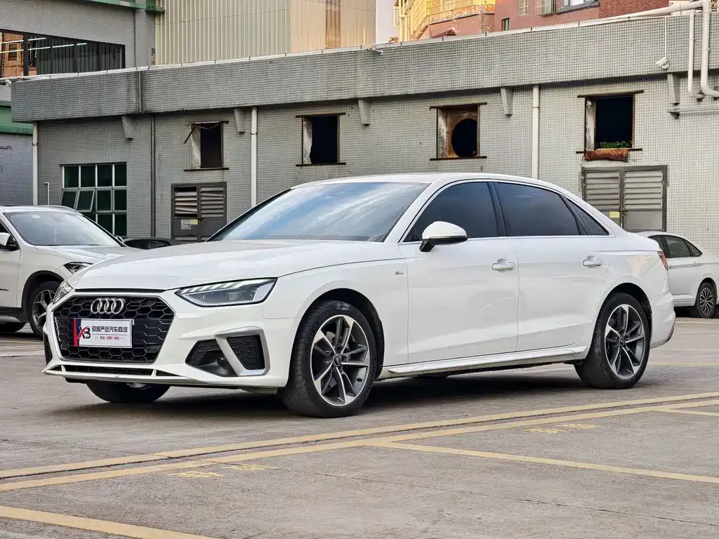 2022 Audi A4L 40 TFSI Fashion Dynamic
