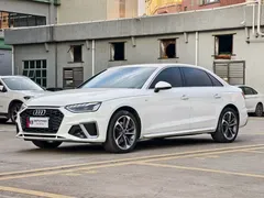 2022 Audi A4L 40 TFSI Fashion Dynamic, белый — фото 1