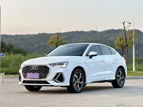 2020 Audi Q3 Sportback 40 TFSI Fashion