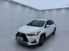 2022 Toyota Yaris L Zhixuan X 1.5L CVT Luxury Plus, белый — фото 1