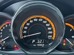 2022 Toyota Yaris L Zhixuan X 1.5L CVT Luxury Plus, белый — фото 9